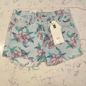 Levi’s Premium High Rise Flower Embroidered Shorts